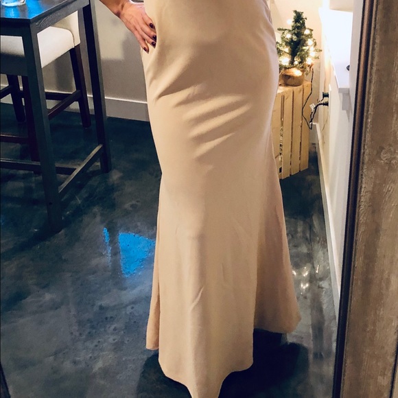 Long, chic brand new Lulu’s dress! - Picture 3 of 7